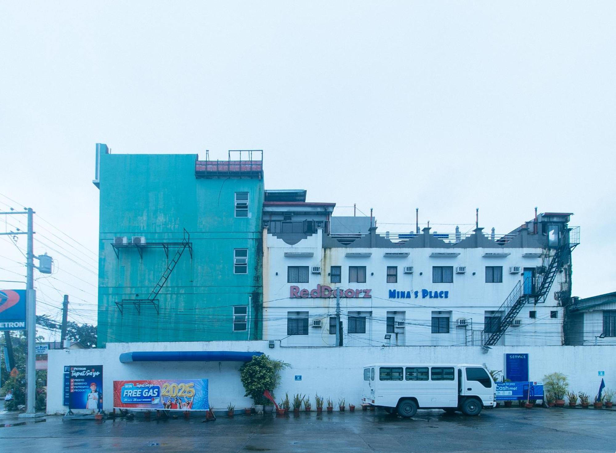 Reddoorz At Minas Place 1 Tacloban Exterior photo